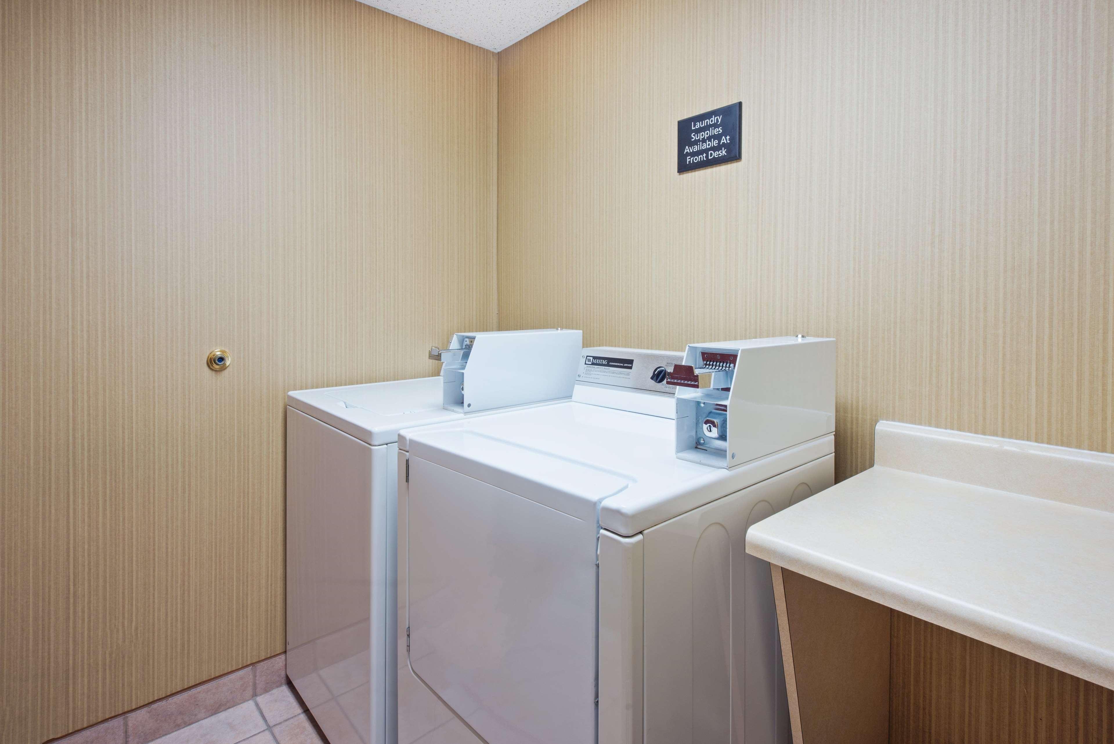 Hampton Inn Winfield Teays Valley Exterior photo
