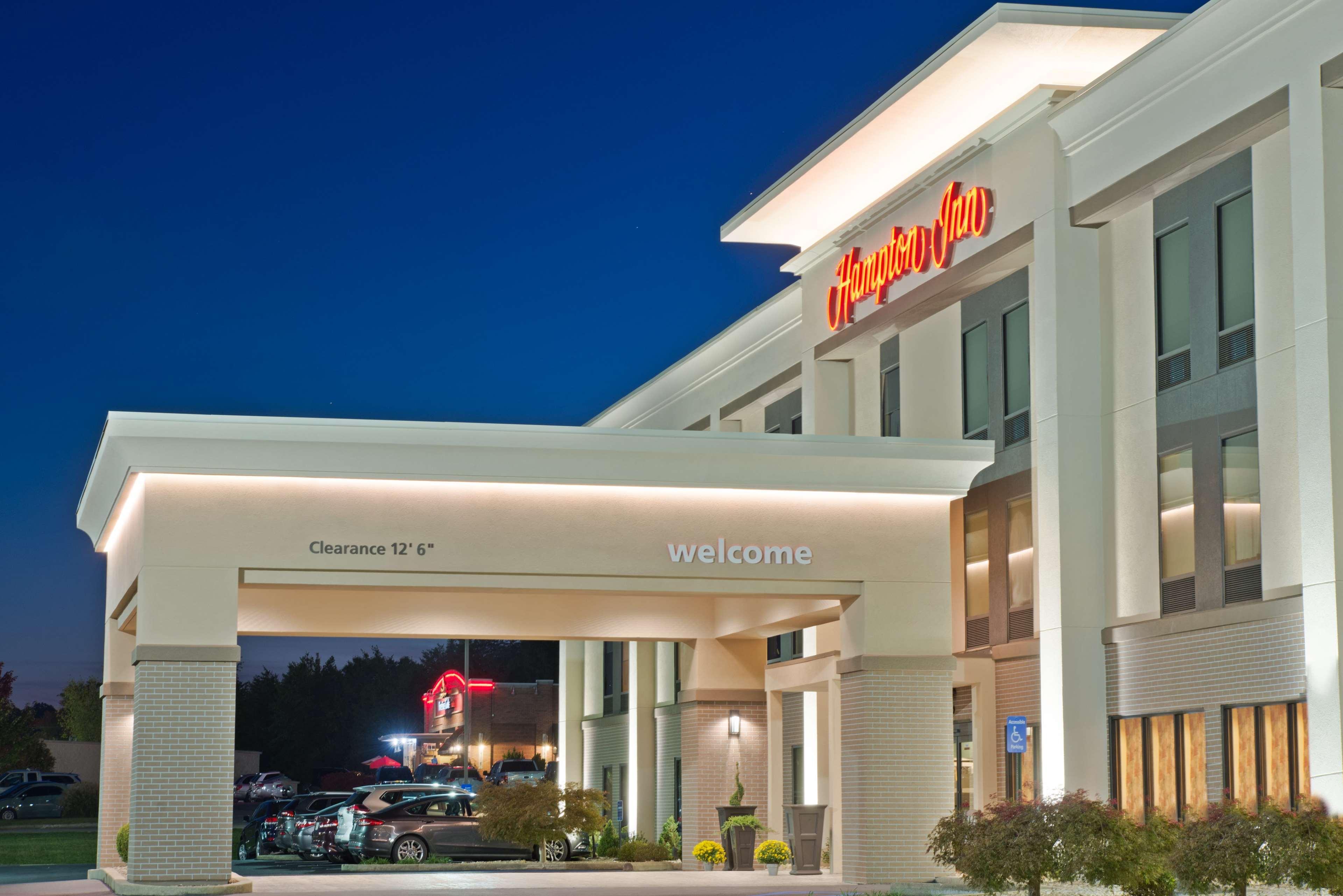 Hampton Inn Winfield Teays Valley Exterior photo