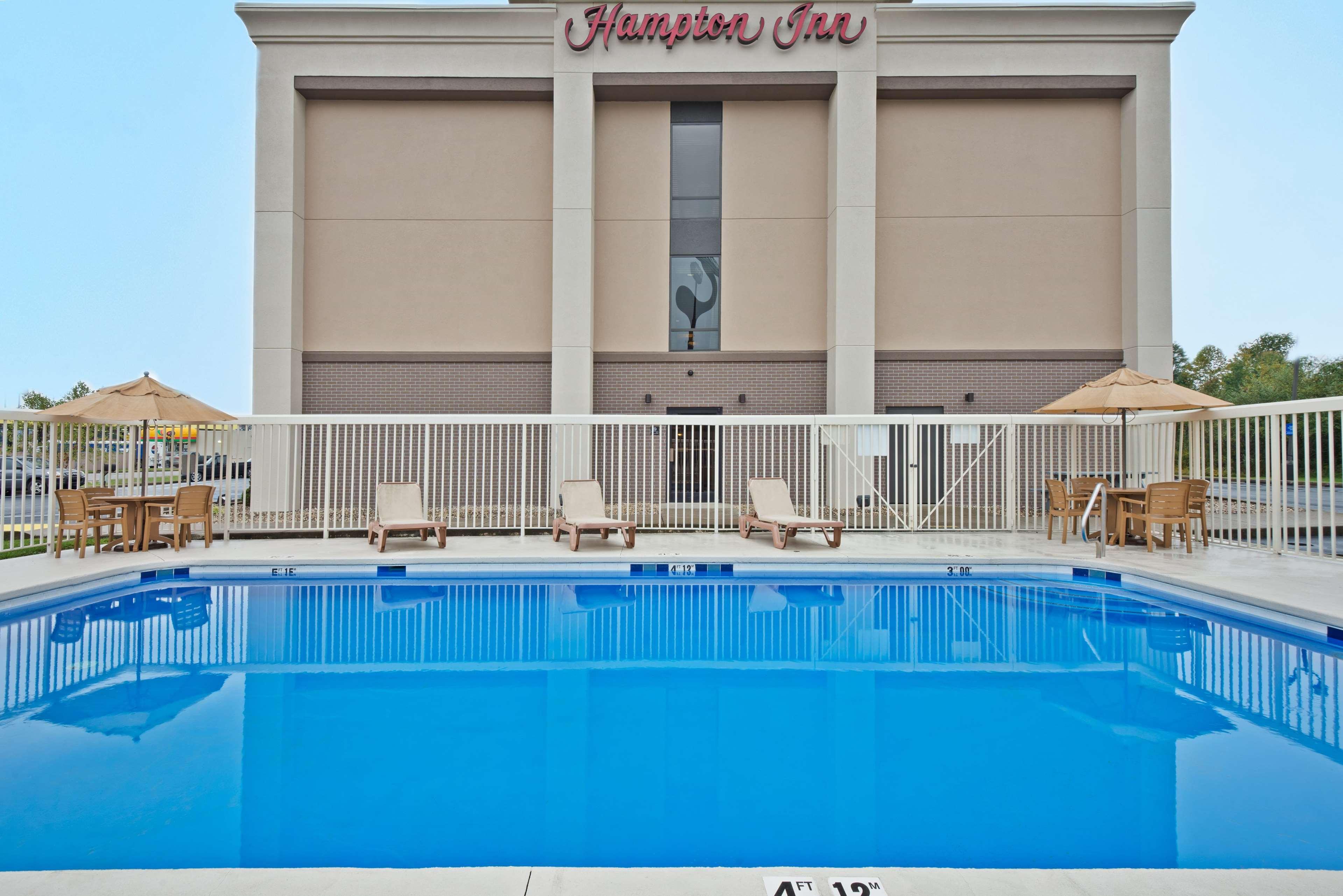 Hampton Inn Winfield Teays Valley Exterior photo